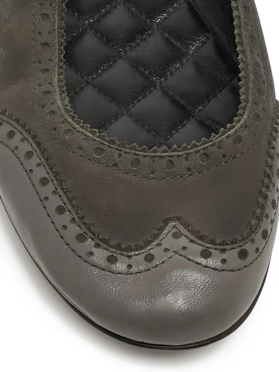 laser-cut ballet flats 12