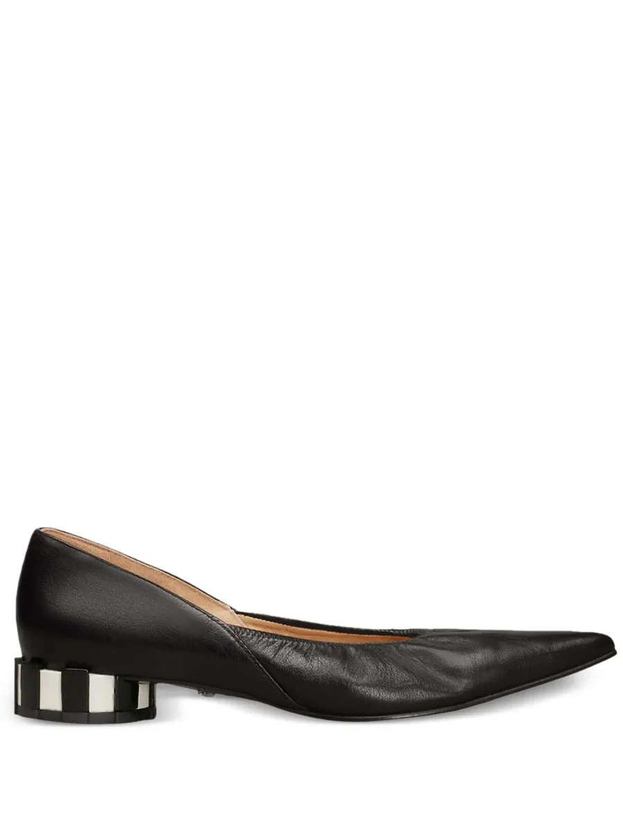 pointed-toe leather pumps 2