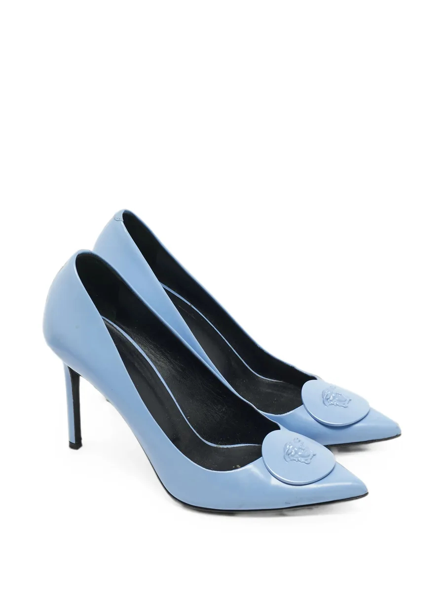 Medusa pointed-toe pumps 9